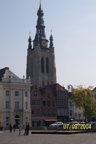 kortrijk_church02.jpg