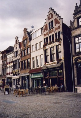 mechelen_markt02.jpg